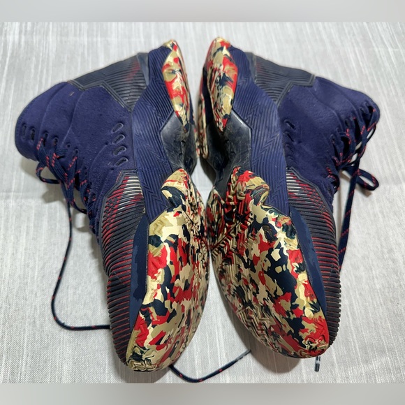 Under Armour Stephen Curry Charged Basketball Shoes, men's size 8 - Picture 5 of 6
